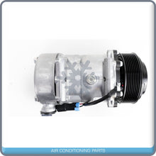 Cargar imagen en el visor de la galería, A/C Compressor OEM Sanden SD7H15 for Kenworth / Peterbilt QR - Qualy Air