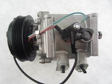 Cargar imagen en el visor de la galería, A/C Compressor TRSA09 for Honda Insight QR - Qualy Air