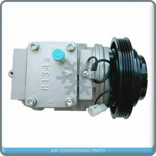 Cargar imagen en el visor de la galería, New A/C Compressor for Toyota Corolla - 1989 to 1999 - OE# 8832002030 - Qualy Air