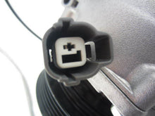 Cargar imagen en el visor de la galería, A/C Compressor TRSA09 for Honda Insight QR - Qualy Air