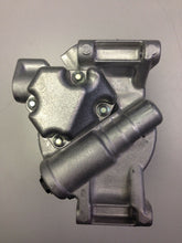 Cargar imagen en el visor de la galería, A/C Compressor OEM Denso 5SER09C for Scion xA QR - Qualy Air