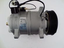 Load image into Gallery viewer, A/C Compressor DKS15CH for Volvo S70, V70 QR - Qualy Air