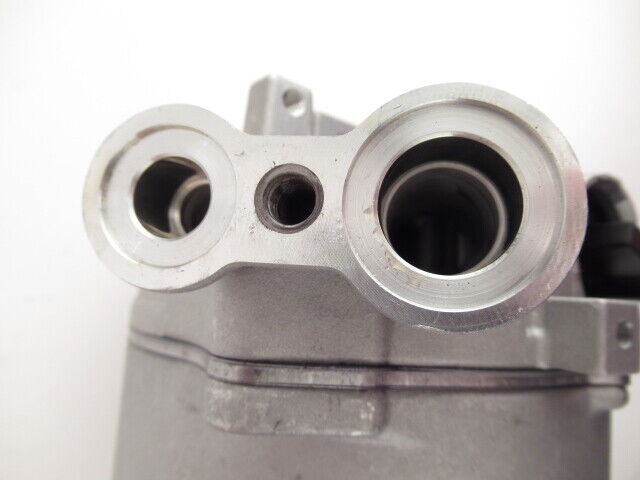 A/C Compressor CVC E for Buick LaCrosse, Regal / Chevrolet Impala, Malibu QR - Qualy Air