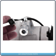 Load image into Gallery viewer, A/C Compressor DKS17DS for Ford Focus, Transit Connect QR - Qualy Air