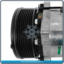 Cargar imagen en el visor de la galería, New A/C Compressor for Tractor Ford 8160 8260 8360 8560 - OE# 82002069 - Qualy Air
