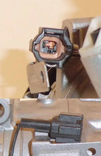 Load image into Gallery viewer, A/C Compressor OEM CWE618 for Infiniti G35 QR - Qualy Air