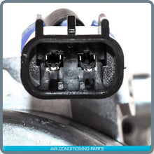 Load image into Gallery viewer, BRAND NEW A/C COMPRESSOR FOR FREIGHTLINER ANY / KENWORTH ANY / PETERBILT ANY - Qualy Air