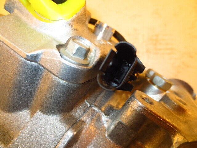 A/C Compressor OEM Denso 7SEU17C for BMW 128i, 323i, 328i, 328i xDrive, 32... QR - Qualy Air