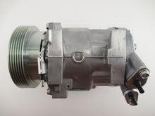 Cargar imagen en el visor de la galería, A/C Compressor OEM Sanden SD7V16 for OE# 8200866451 QR - Qualy Air