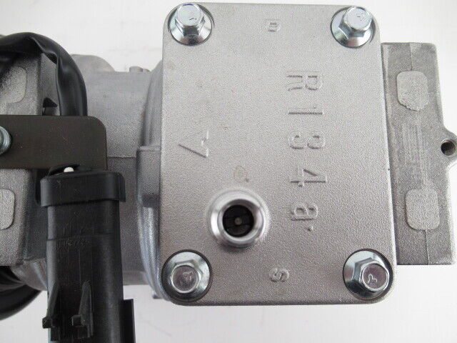 A/C Compressor OEM Denso 10PA17CH for Chrysler Voyager / Dodge Caravan, Gr... QR - Qualy Air