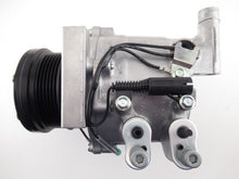 Cargar imagen en el visor de la galería, A/C Compressor OEM TRS105 for Mercedes-Benz SL500 QR - Qualy Air